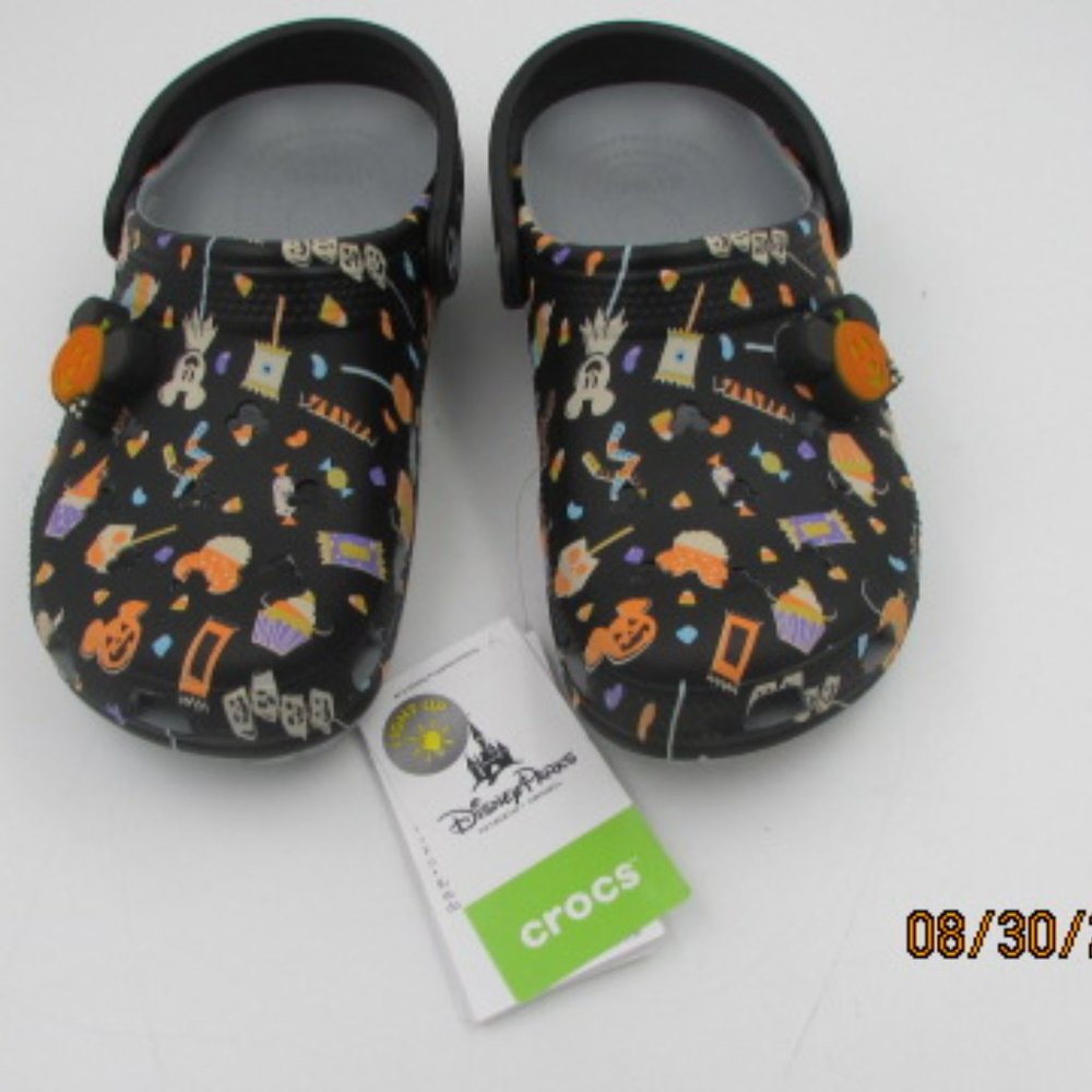 Disney Parks Crocs Halloween Shoes Lights up W11